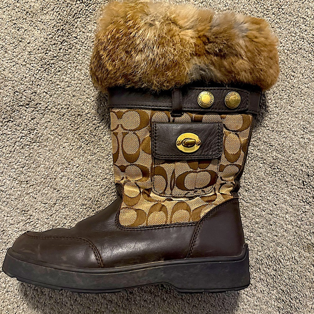 Coach fur lined snow boots size 7.5